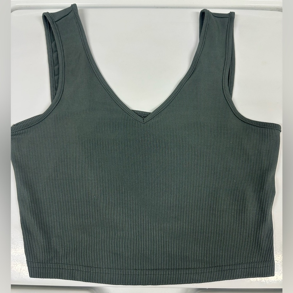 WOMENS V-NECK CROPPED TANK TOP!!